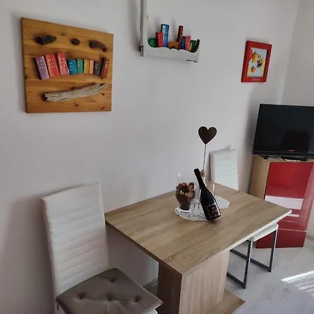 דירה Family-friendly With Swimming Pool Hvar - 24484 חוואר