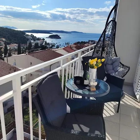 Family-friendly With Swimming Pool Hvar - 24484 * フヴァル