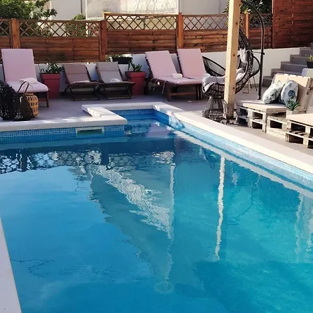 Family-friendly With Swimming Pool Hvar - 24484