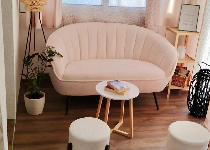 Apartment Family-friendly With Swimming Pool Hvar - 24484 *