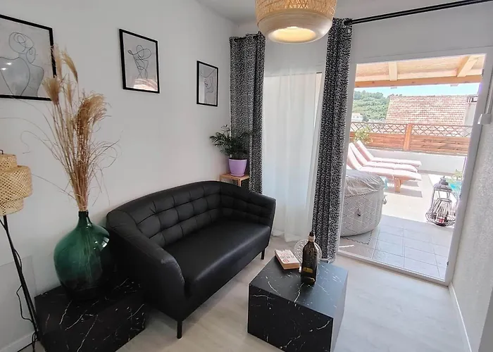 Family-friendly With Swimming Pool Hvar - 24484 Apartment Hvar Town