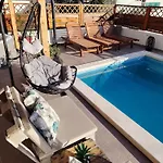 Appartement Family-friendly With Swimming Pool Hvar - 24484 *