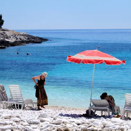 Appartement Family-friendly With Swimming Pool Hvar - 24484 *